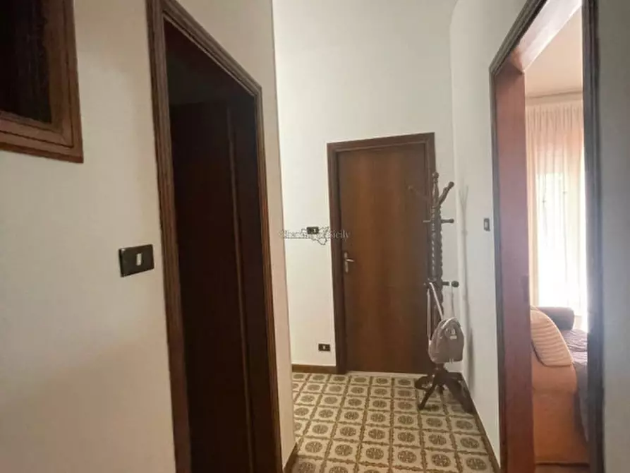 Immagine 12 di Appartamento in vendita  a Modica