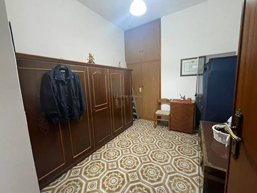 Immagine 13 di Appartamento in vendita  a Modica