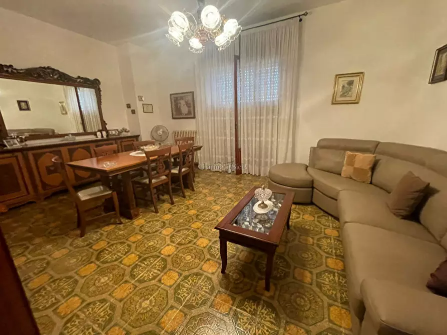 Immagine 18 di Appartamento in vendita  a Modica