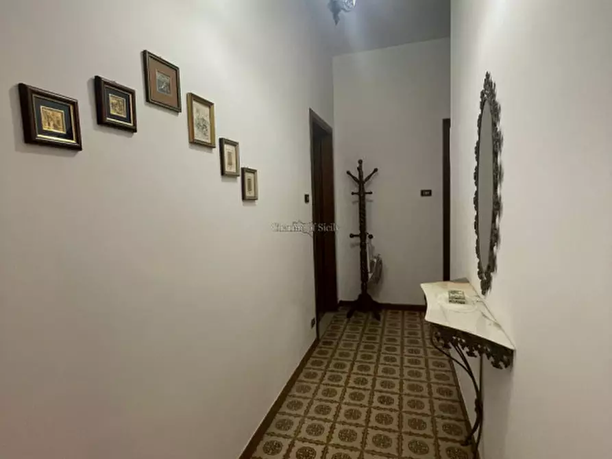 Immagine 21 di Appartamento in vendita  a Modica