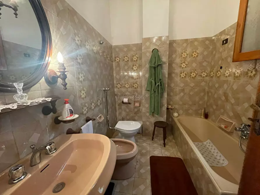 Immagine 23 di Appartamento in vendita  a Modica