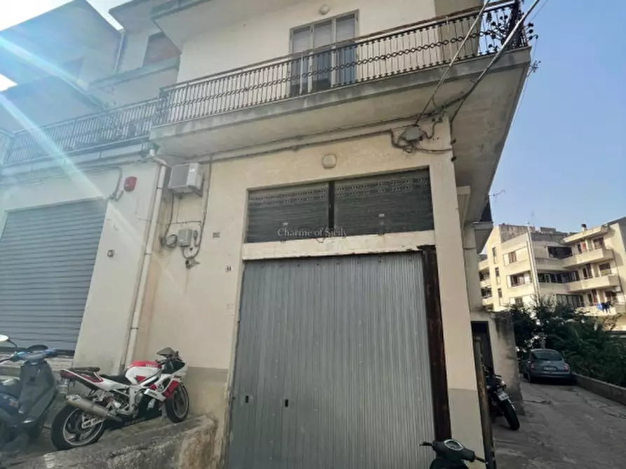 Immagine 32 di Appartamento in vendita  a Modica