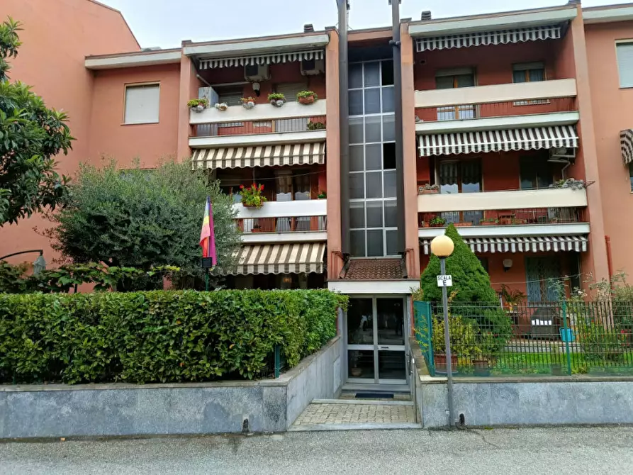 Immagine 1 di Appartamento in vendita  in VIA CATTANEO 6 a Casale Monferrato