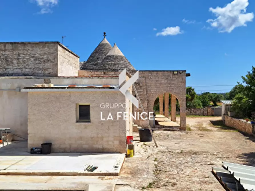 Immagine 25 di Rustico / casale in vendita  in contrada Mancinella a Locorotondo