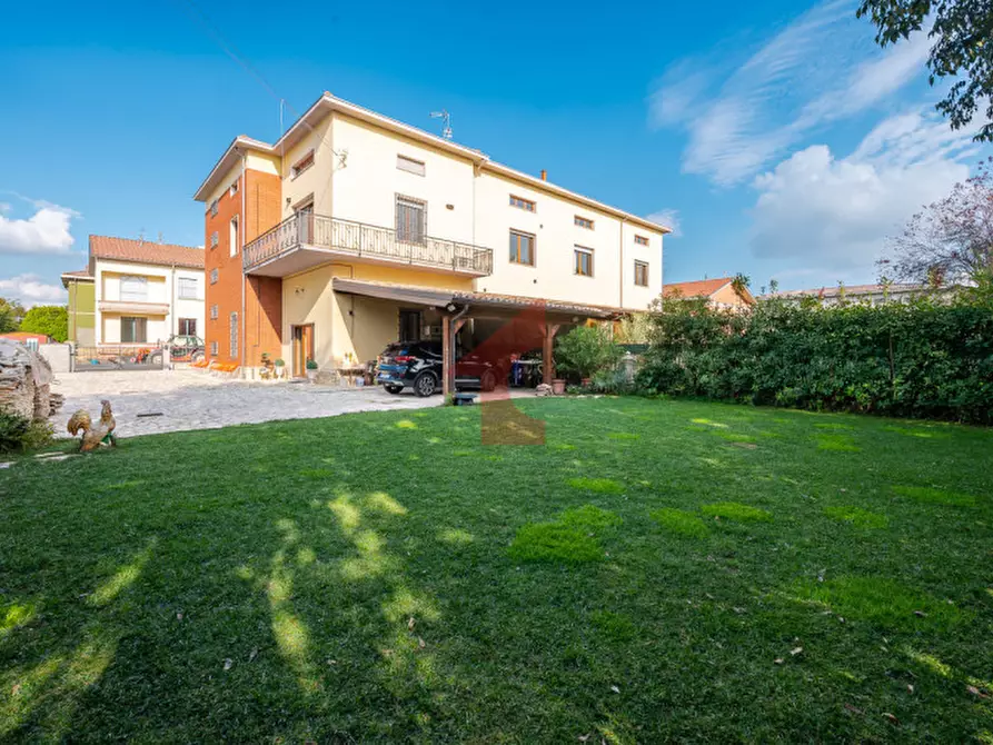 Immagine 97 di Casa trifamiliare in vendita  in Via Seletti a Fontanellato