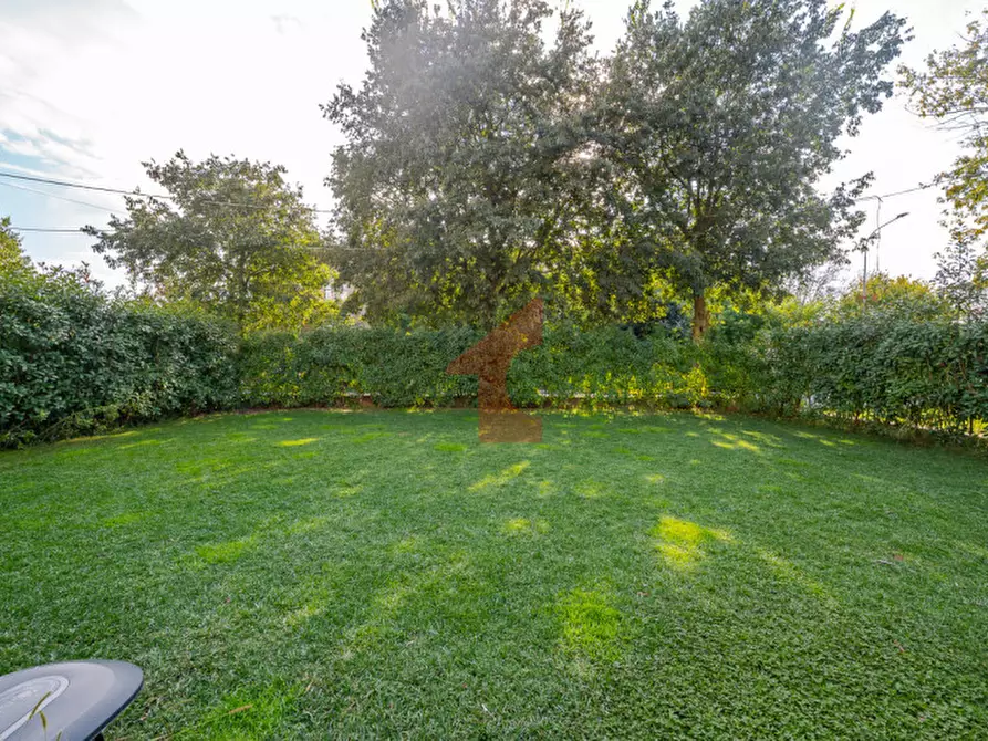 Immagine 100 di Casa trifamiliare in vendita  in Via Seletti a Fontanellato