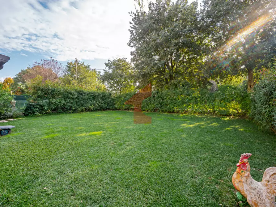 Immagine 101 di Casa trifamiliare in vendita  in Via Seletti a Fontanellato