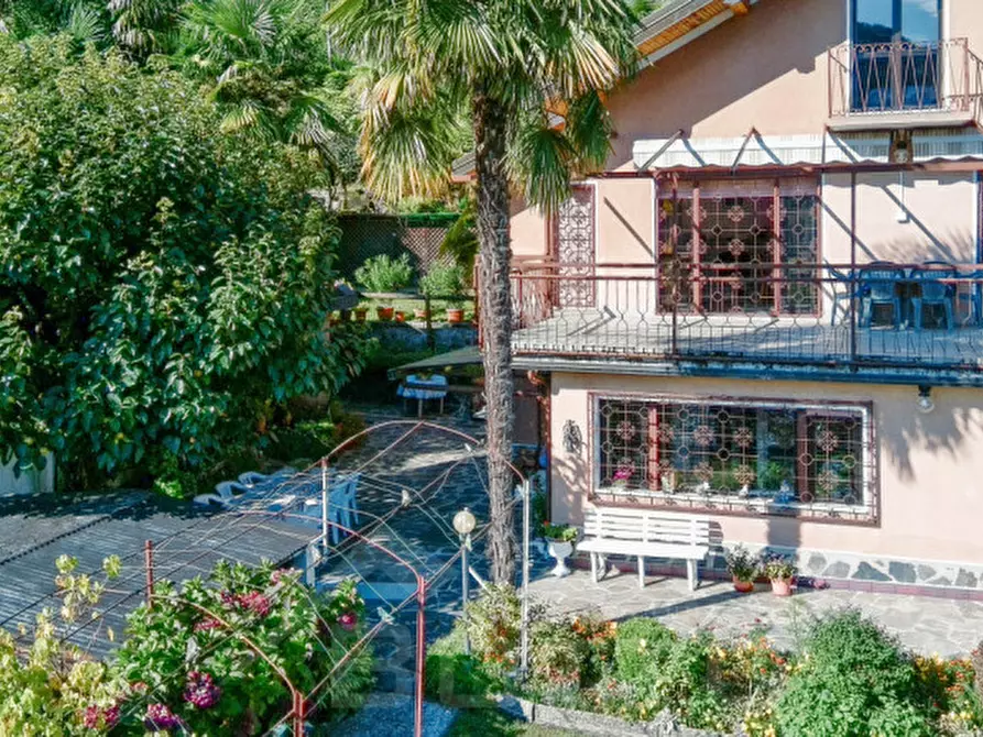 Immagine 54 di Villa in vendita  in Via Lago 44 a Nonio