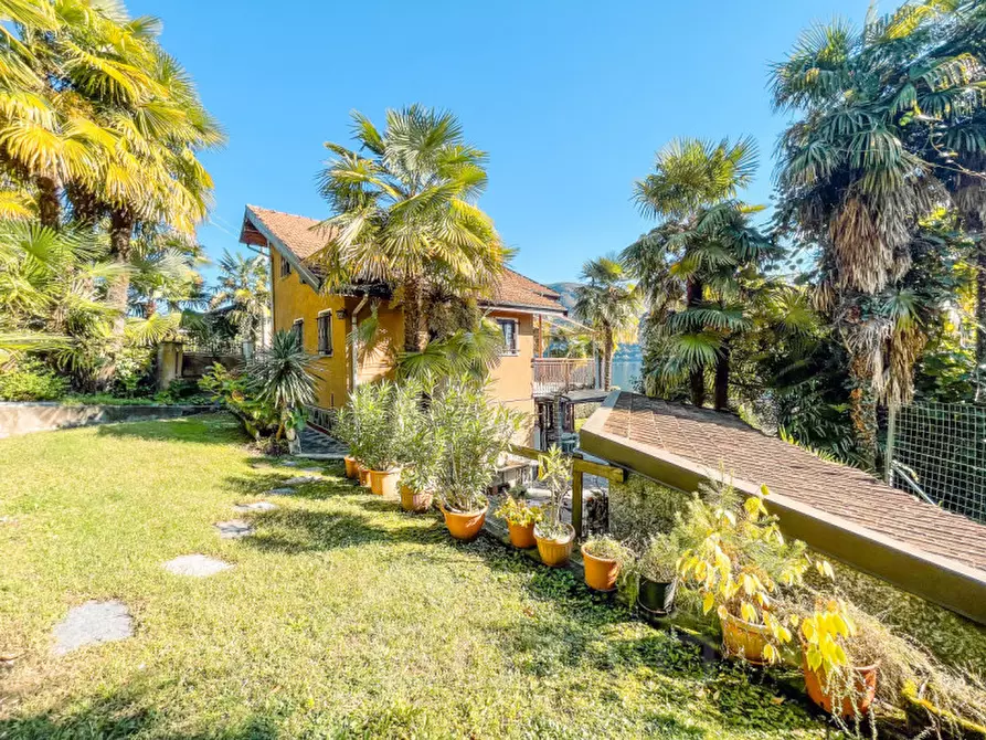 Immagine 58 di Villa in vendita  in Via Lago 44 a Nonio