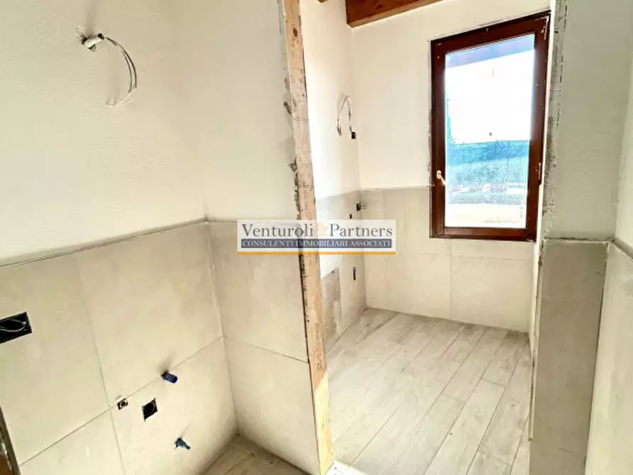 Immagine 3 di Appartamento in vendita  in Via Trento a Toscolano-Maderno