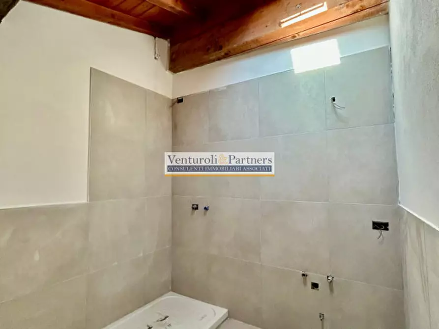 Immagine 8 di Appartamento in vendita  in Via Trento a Toscolano-Maderno