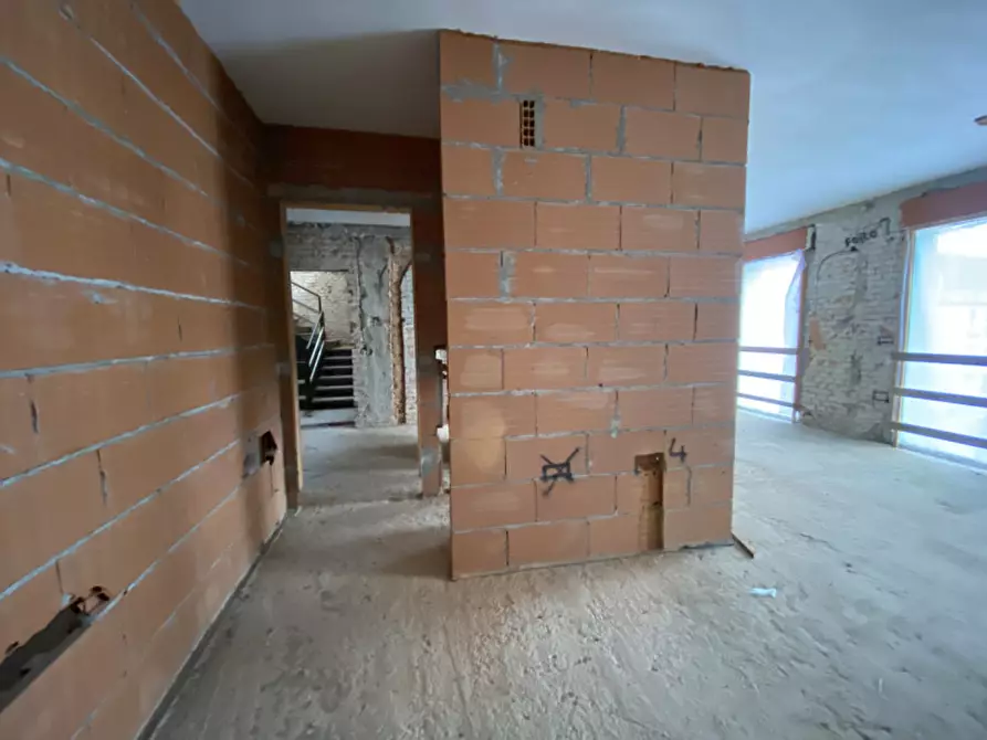 Immagine 34 di Appartamento in vendita  in via Cavour, 79 a Este