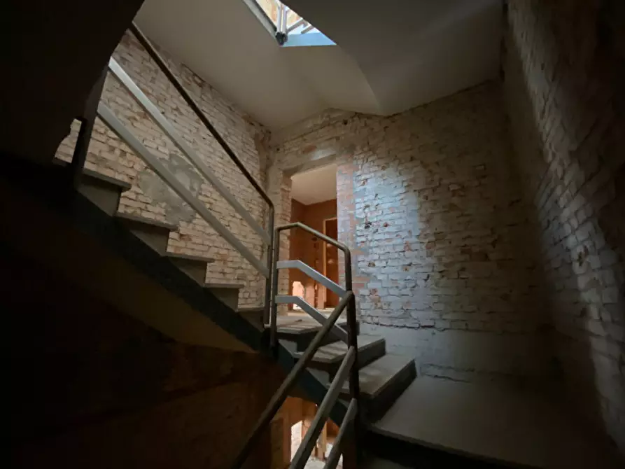 Immagine 50 di Appartamento in vendita  in via Cavour, 79 a Este