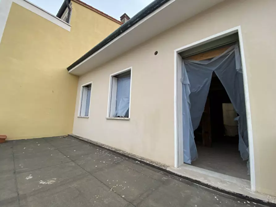 Immagine 5 di Appartamento in vendita  in via Cavour, 79 a Este