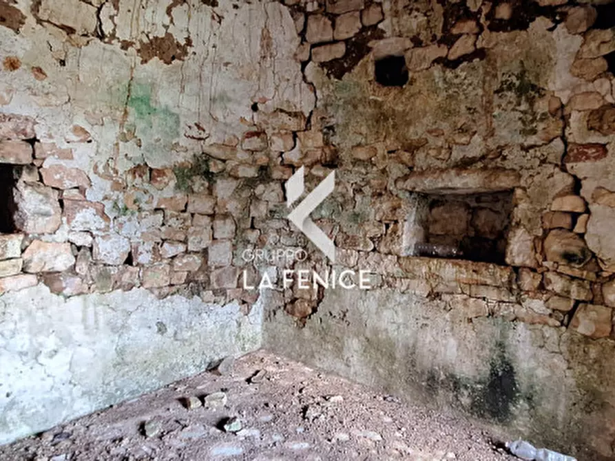 Immagine 14 di Rustico / casale in vendita  in Contrada Sisto a Locorotondo