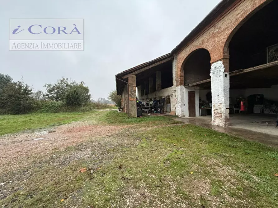 Immagine 6 di Rustico / casale in vendita  in Via Fossona a Cervarese Santa Croce