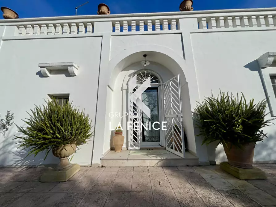 Immagine 11 di Rustico / casale in vendita  in Contrada Serralta a Locorotondo