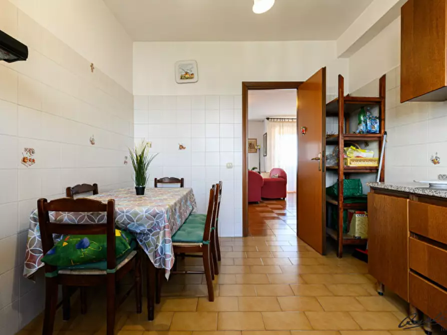 Immagine 12 di Appartamento in vendita  in via Ferdinando Innocenti 28 a Roma