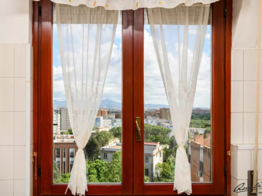 Immagine 25 di Appartamento in vendita  in via Ferdinando Innocenti 28 a Roma