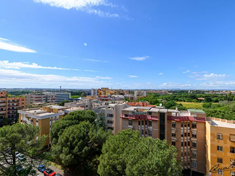 Immagine 31 di Appartamento in vendita  in via Ferdinando Innocenti 28 a Roma