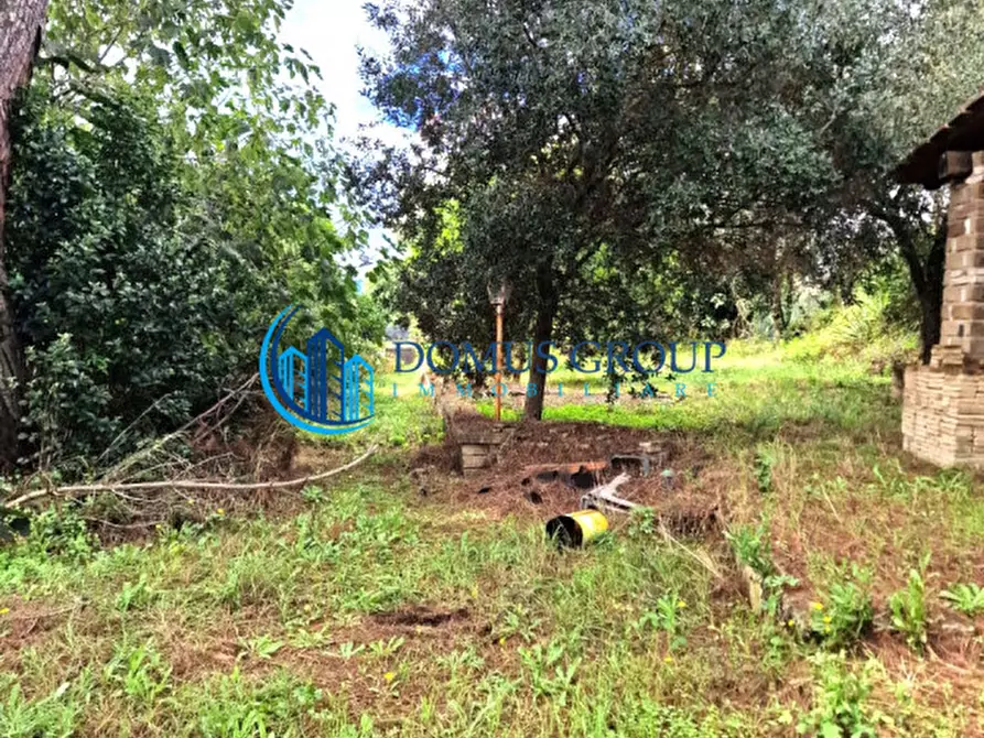 Immagine 15 di Rustico / casale in vendita  in Via Massa Clodiana a Roma