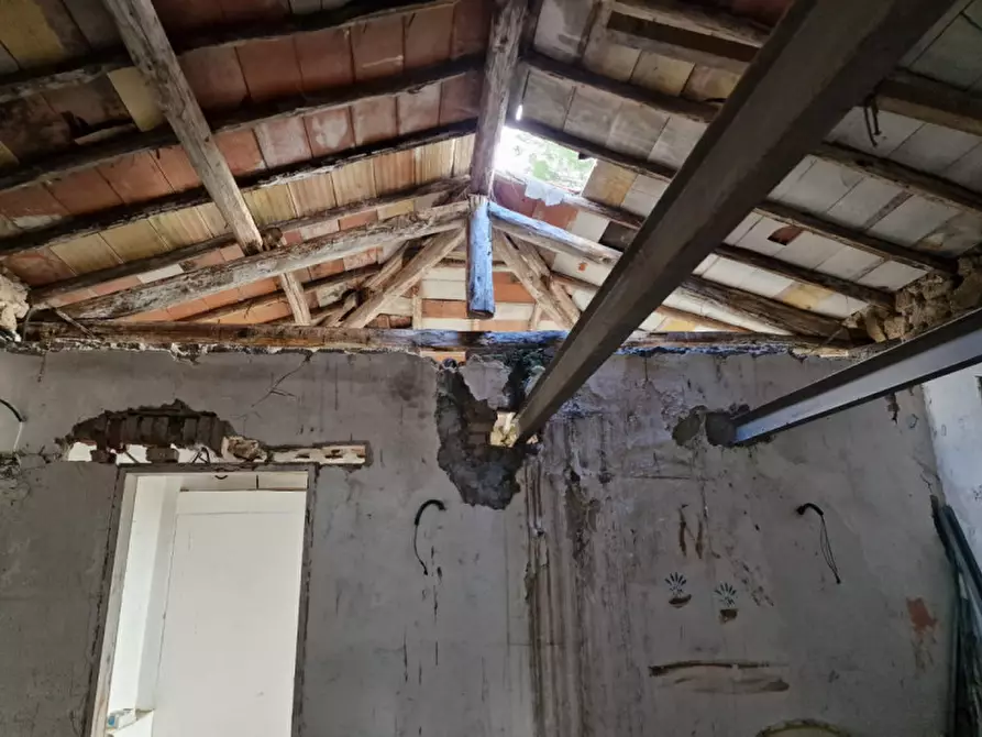 Immagine 29 di Rustico / casale in vendita  in Via Massa Clodiana a Anguillara Sabazia