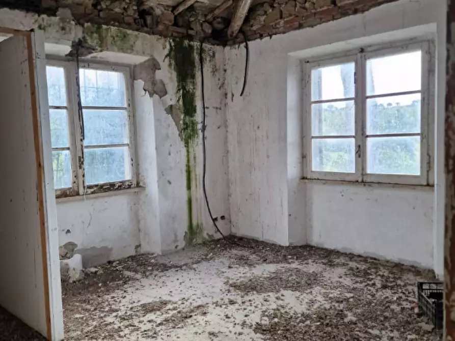 Immagine 30 di Rustico / casale in vendita  in Via Massa Clodiana a Anguillara Sabazia