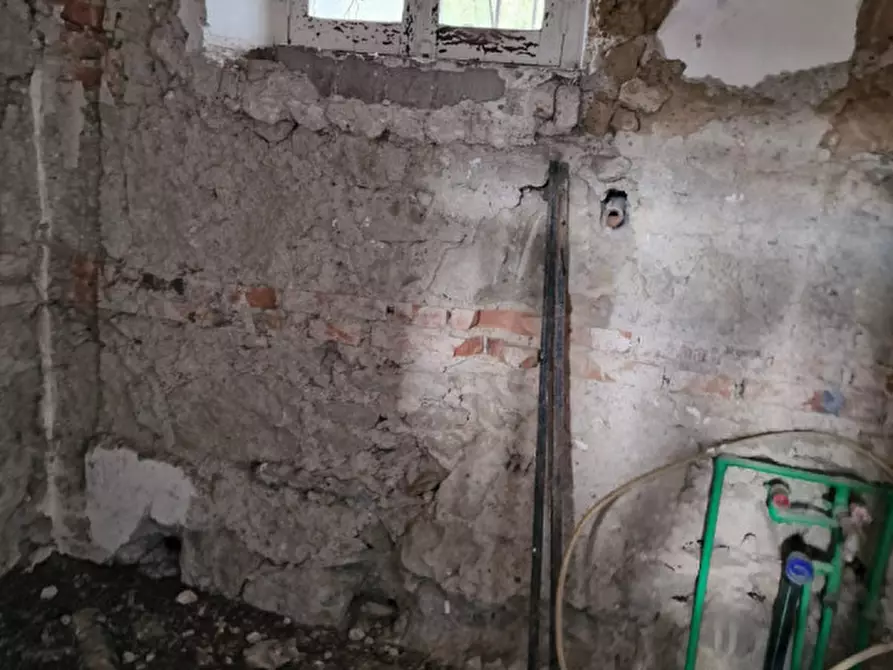 Immagine 32 di Rustico / casale in vendita  in Via Massa Clodiana a Anguillara Sabazia