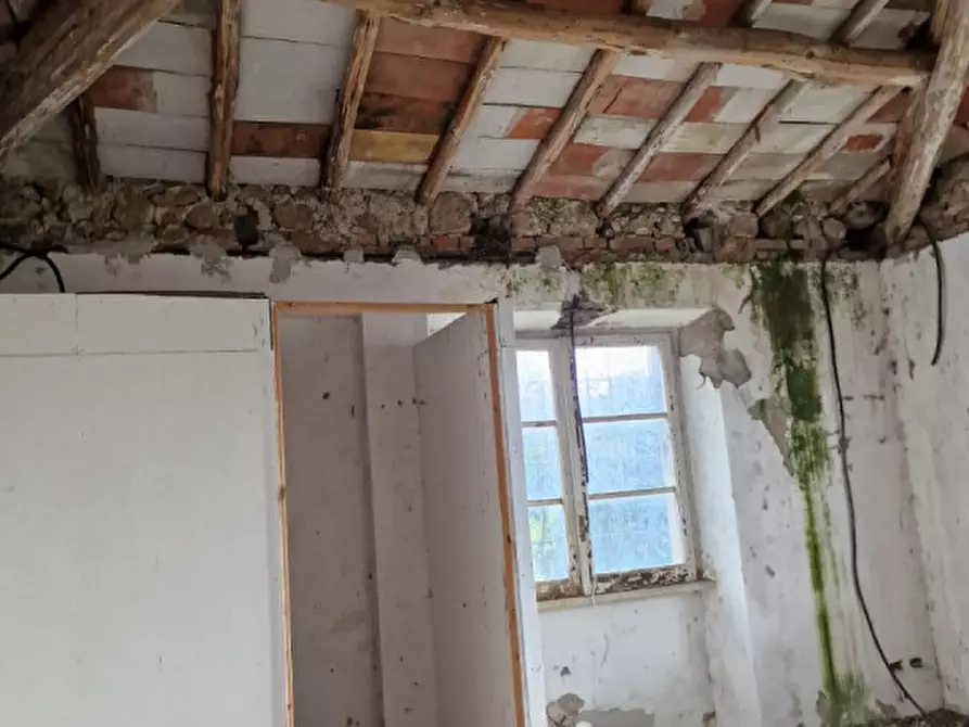 Immagine 35 di Rustico / casale in vendita  in Via Massa Clodiana a Anguillara Sabazia