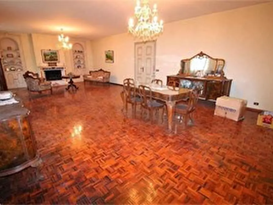 Immagine 2 di Casa indipendente in vendita  in Viale Don Celestino Cavedoni, 1 a Maranello