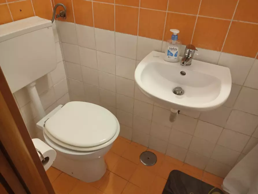 Immagine 8 di Appartamento in affitto  in Via concordia a Napoli