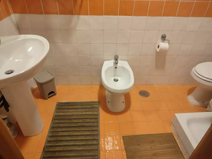 Immagine 13 di Appartamento in affitto  in Via concordia a Napoli