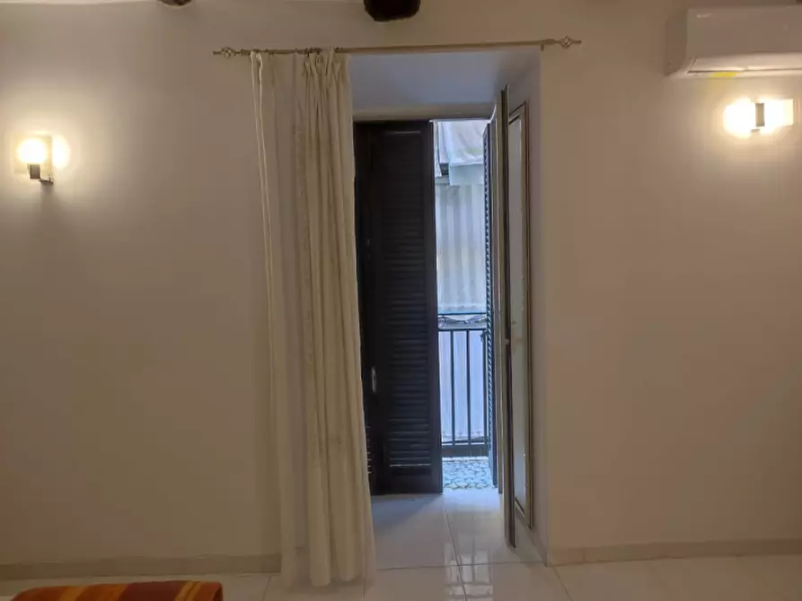 Immagine 15 di Appartamento in affitto  in Via concordia a Napoli