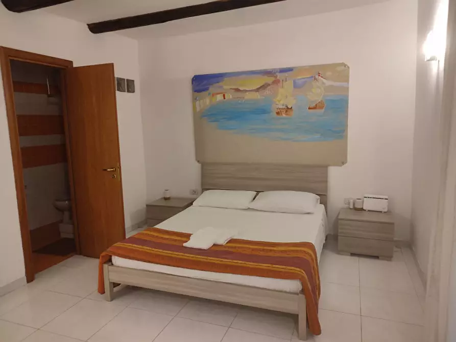 Immagine 20 di Appartamento in affitto  in Via concordia a Napoli