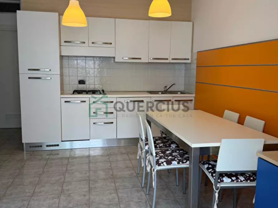 Immagine 1 di Appartamento in vendita  in Via Dante Alighieri a Jesolo