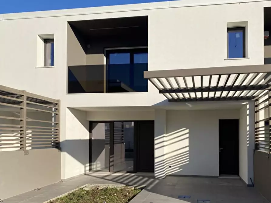 Immagine 11 di Villetta a schiera in vendita  in Via Maria Teresa a Resana