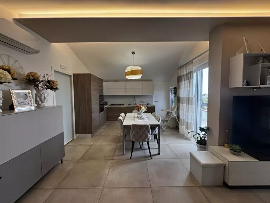 Immagine 9 di Appartamento in vendita  in VIA S.PAOLINO a Milazzo