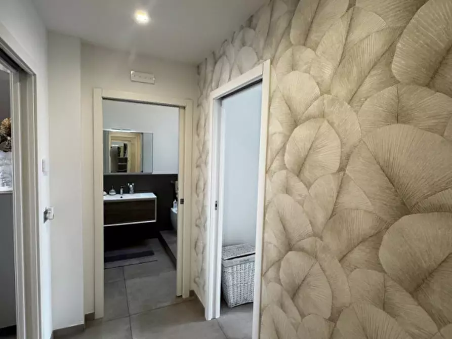 Immagine 21 di Appartamento in vendita  in VIA S.PAOLINO a Milazzo