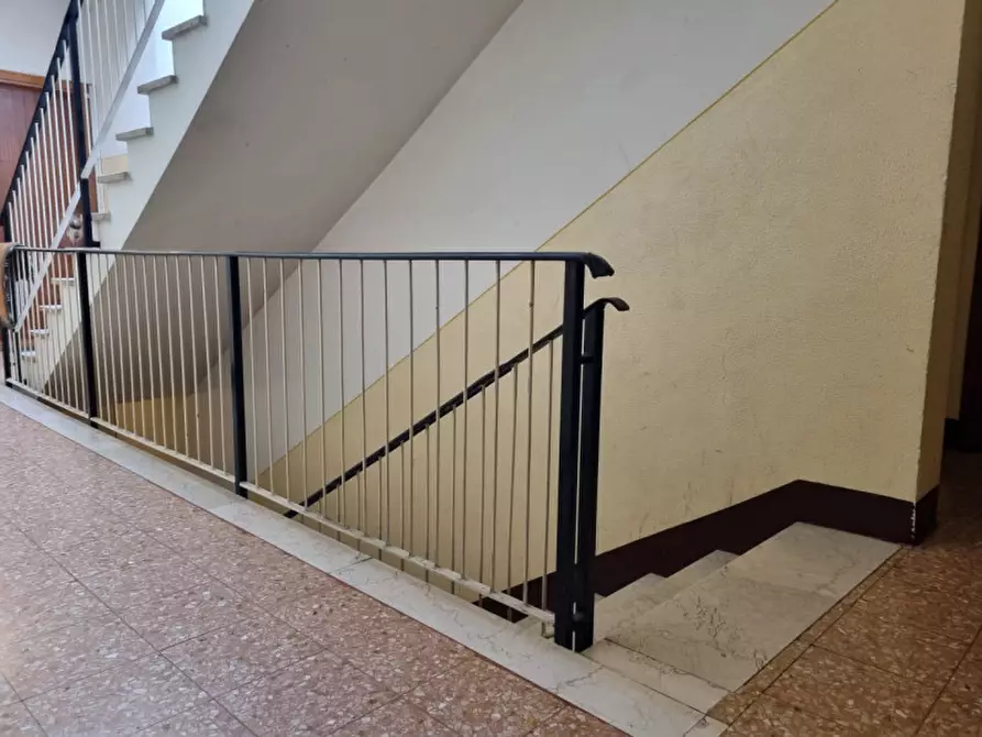 Immagine 5 di Appartamento in vendita  in VIA ALIGHIERI 25 a Correggio