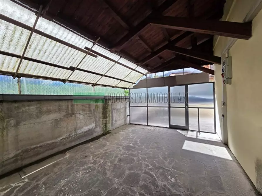 Immagine 10 di Negozio in vendita  in Via Breda a Ome