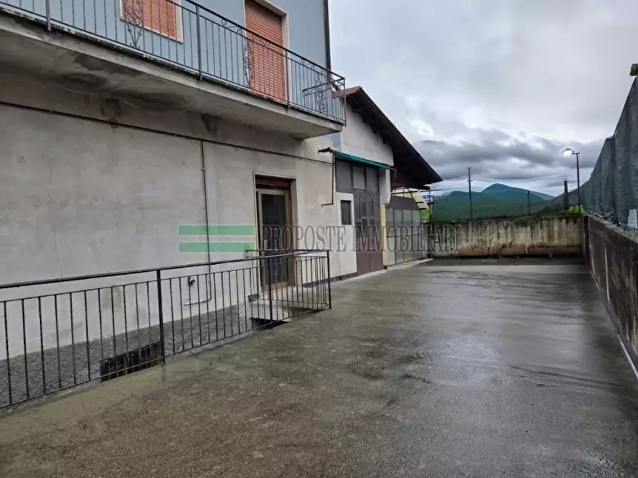 Immagine 11 di Negozio in vendita  in Via Breda a Ome