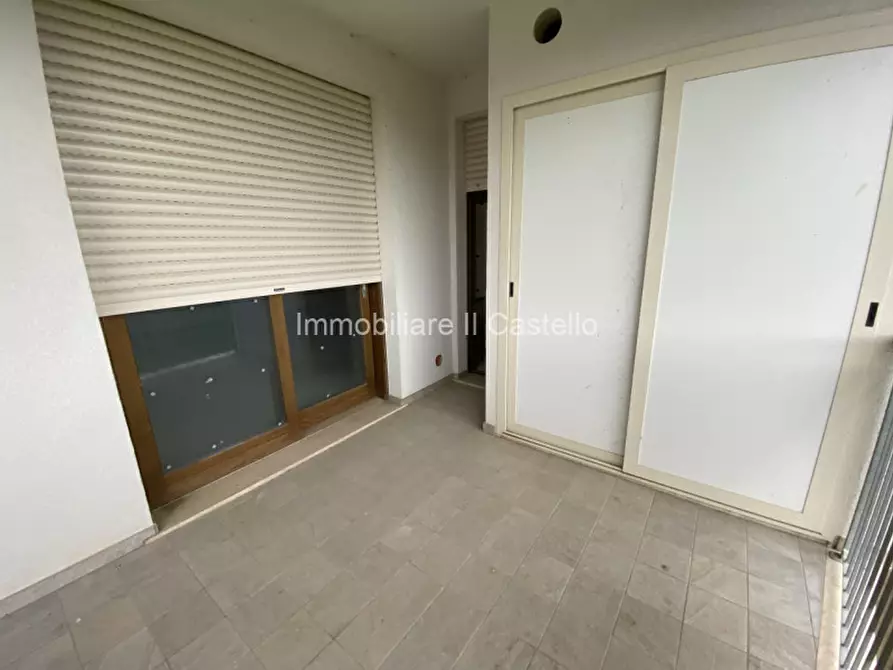 Immagine 8 di Appartamento in vendita  in Via Silone a Castiglione Del Lago