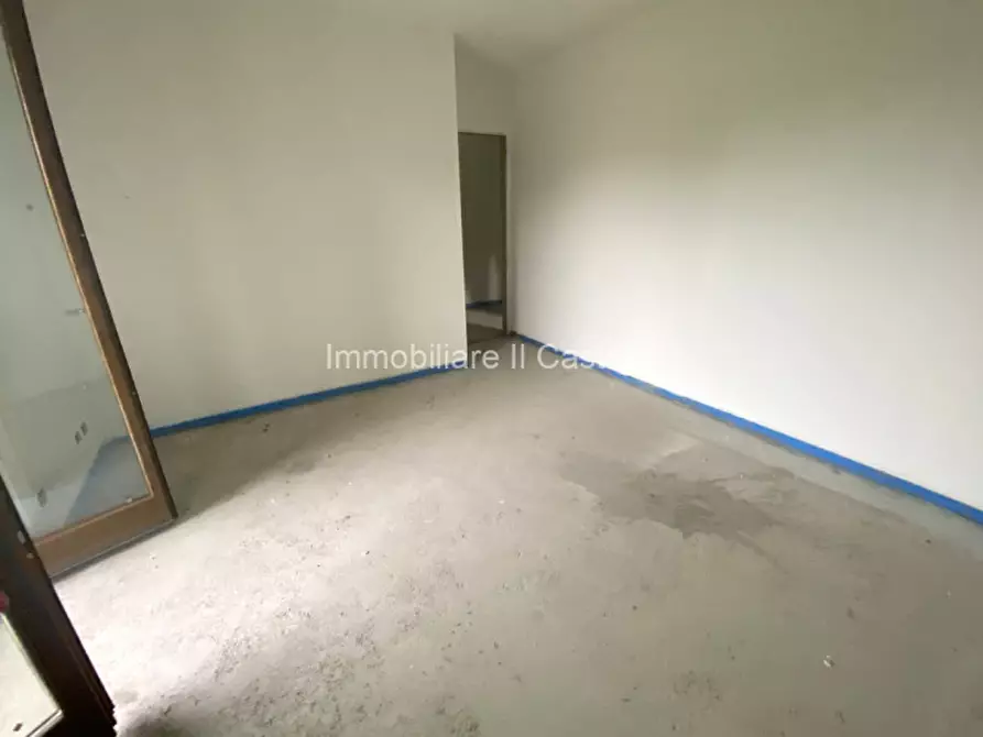 Immagine 9 di Appartamento in vendita  in Via Silone a Castiglione Del Lago