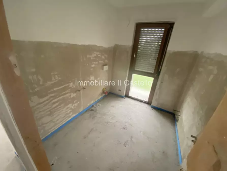 Immagine 13 di Appartamento in vendita  in Via Silone a Castiglione Del Lago