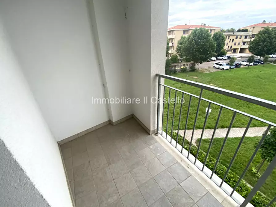 Immagine 16 di Appartamento in vendita  in Via Silone a Castiglione Del Lago