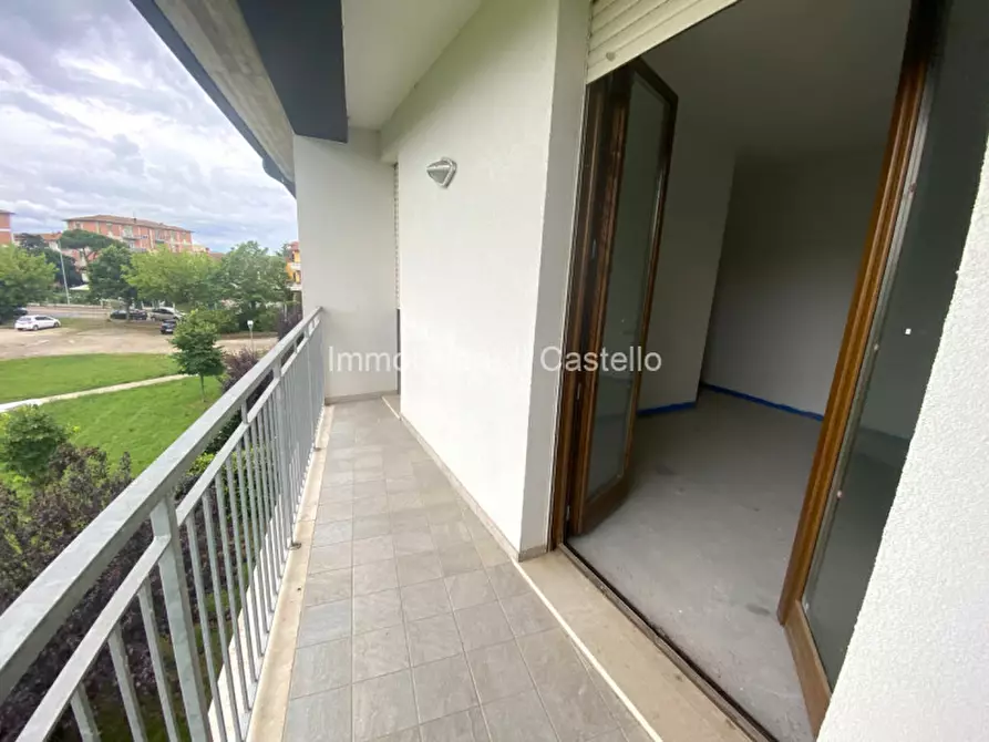 Immagine 17 di Appartamento in vendita  in Via Silone a Castiglione Del Lago