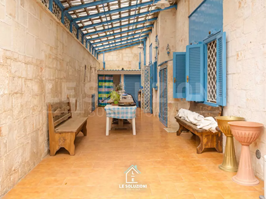 Immagine 9 di Villa in vendita  in viale delle acacie 2/N a Putignano