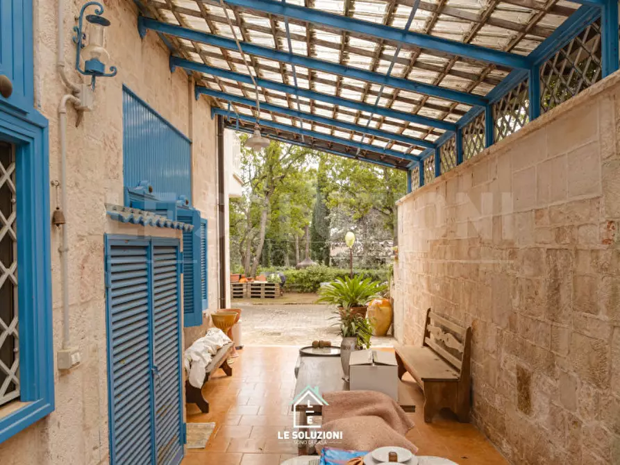 Immagine 10 di Villa in vendita  in viale delle acacie 2/N a Putignano