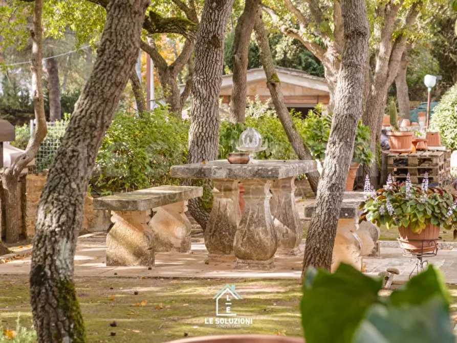 Immagine 17 di Villa in vendita  in viale delle acacie 2/N a Putignano