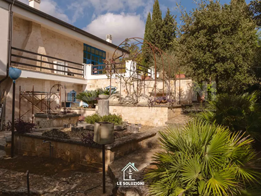 Immagine 20 di Villa in vendita  in viale delle acacie 2/N a Putignano